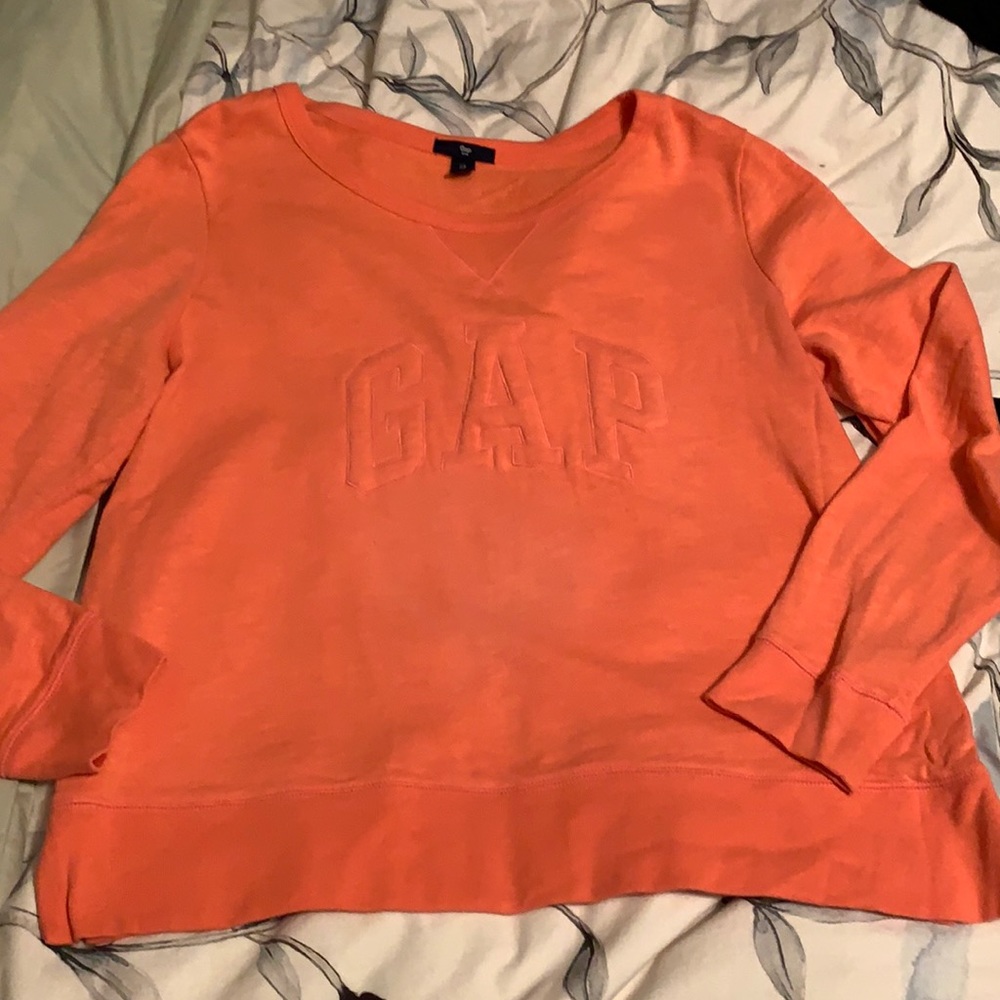 Gap sweat top size L,coral colour